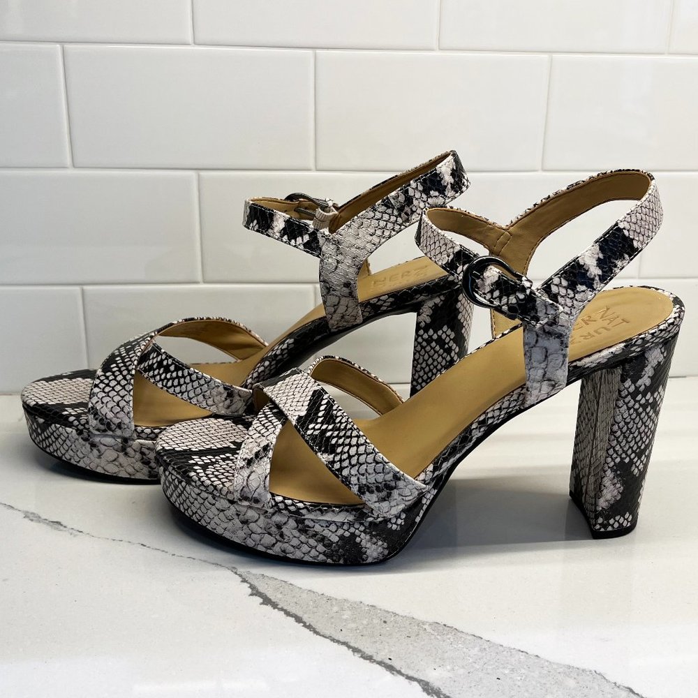 Naturalizer Women's Mia Heeled Sandal 12W